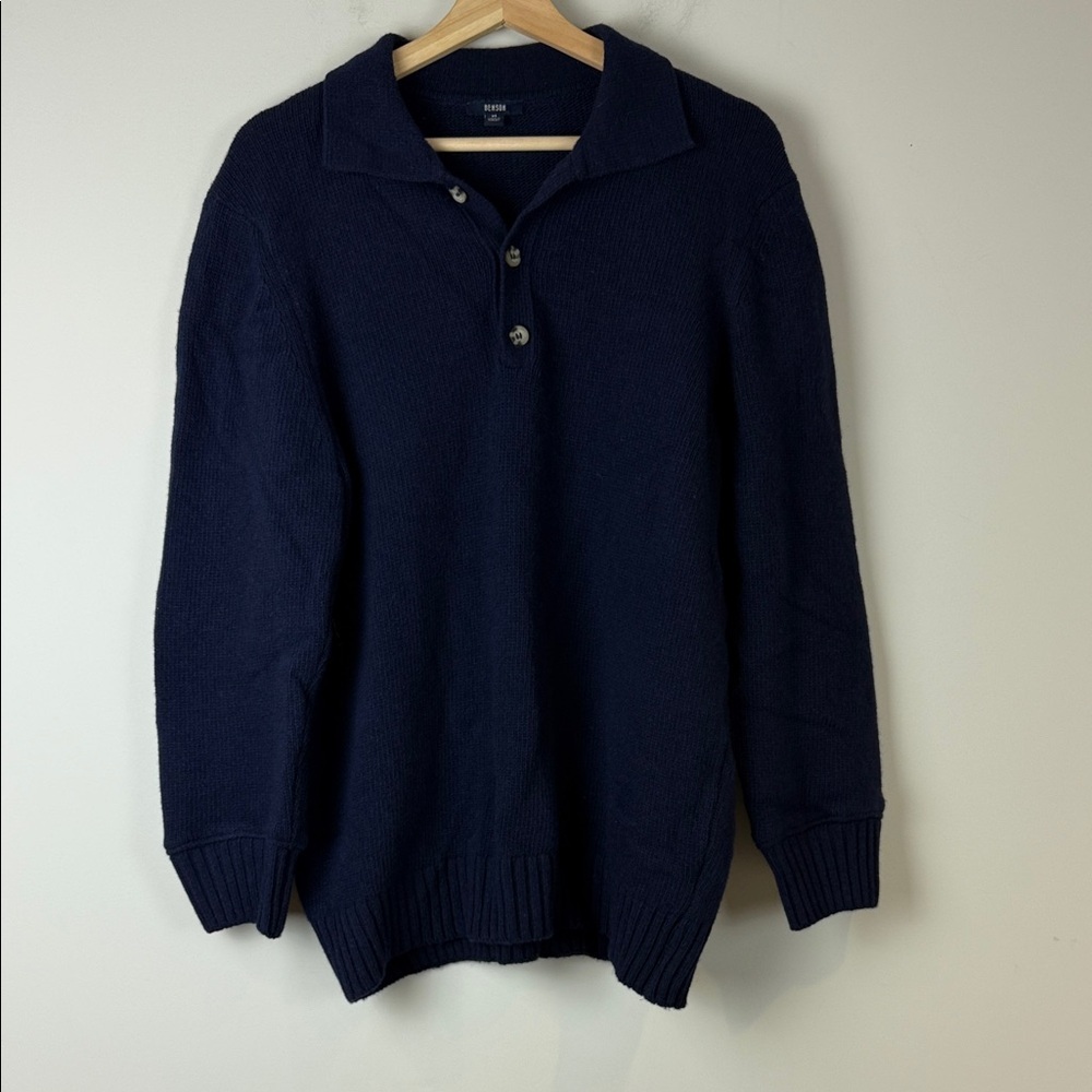 Benson Navy Blue Knit Sweater Size Medium